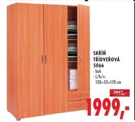 Skříň třídveřová