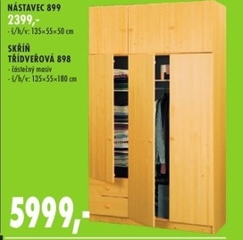 Skříň třídveřová, částečný masiv