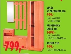 Předsíňová skříň