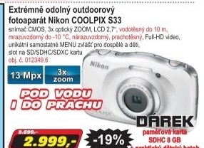 Extrémně odolný outdoorový fotoaparát Nikon COOLPIX S33 + dárek