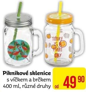 Sklenice s víčkem a otvorem na brčko
