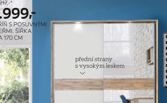 Šatní skříň Xora