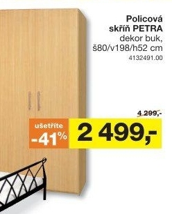 Šatní skříň Petra