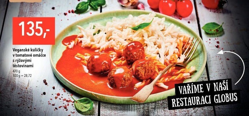 Veganské kuličky v tomatové omáčce s rýžovými těstovinami Globus