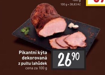 Kýta dekorovaná pikant Kostelecké uzeniny