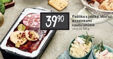 Paštika vánoční s jablky, rozinkami a skořicí