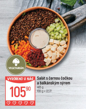 Salát s černou čočkou a balkánským sýrem