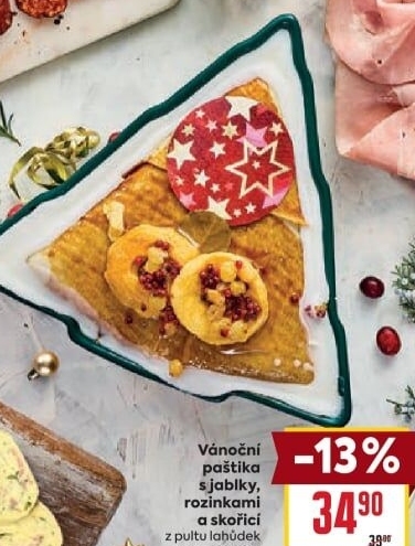 Paštika vánoční s jablky, rozinkami a skořicí