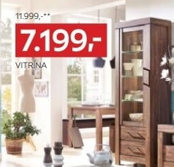 VITRÍNA